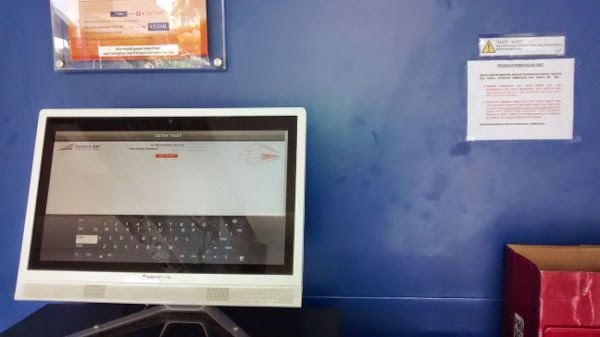 Komputer yang disediakan untuk cetak tiket sendiri