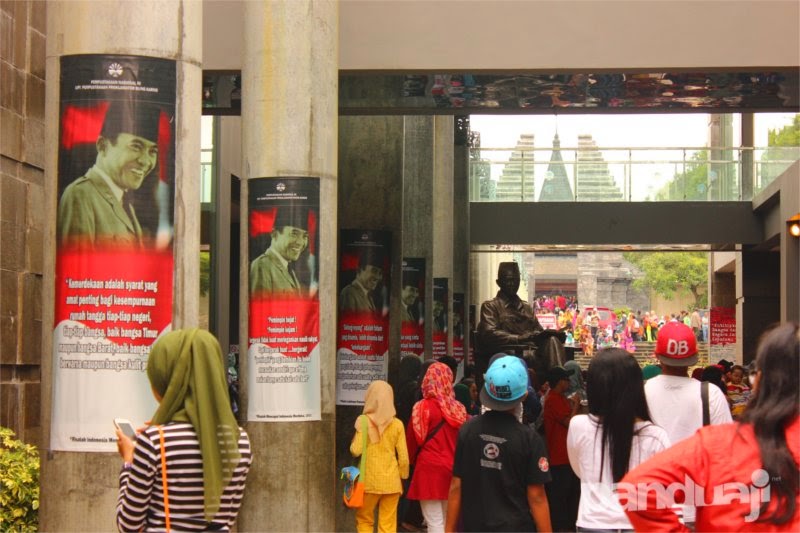 komplek perpustakaan bung karno