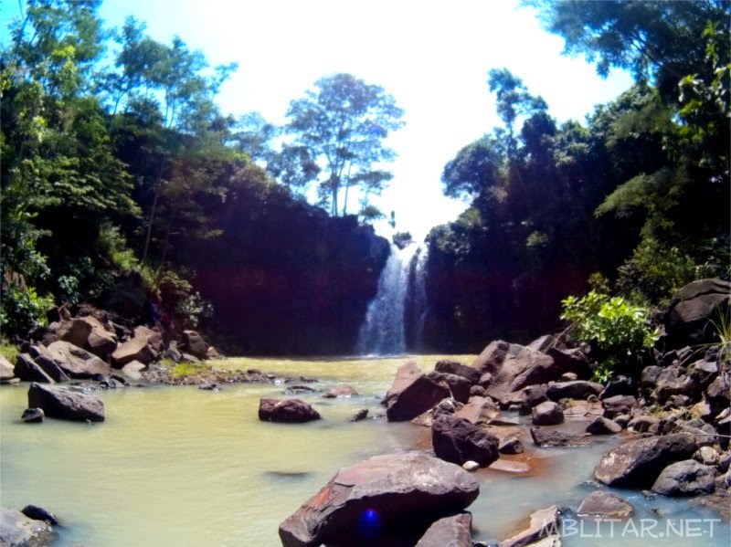 Air Terjun Njumeg yang Keruh