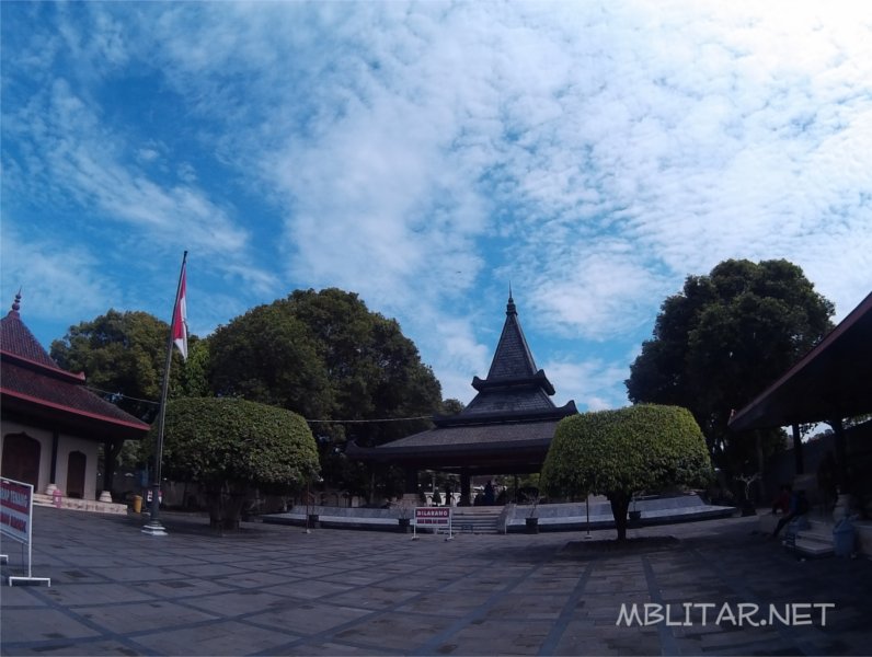 Makam Bung Karno