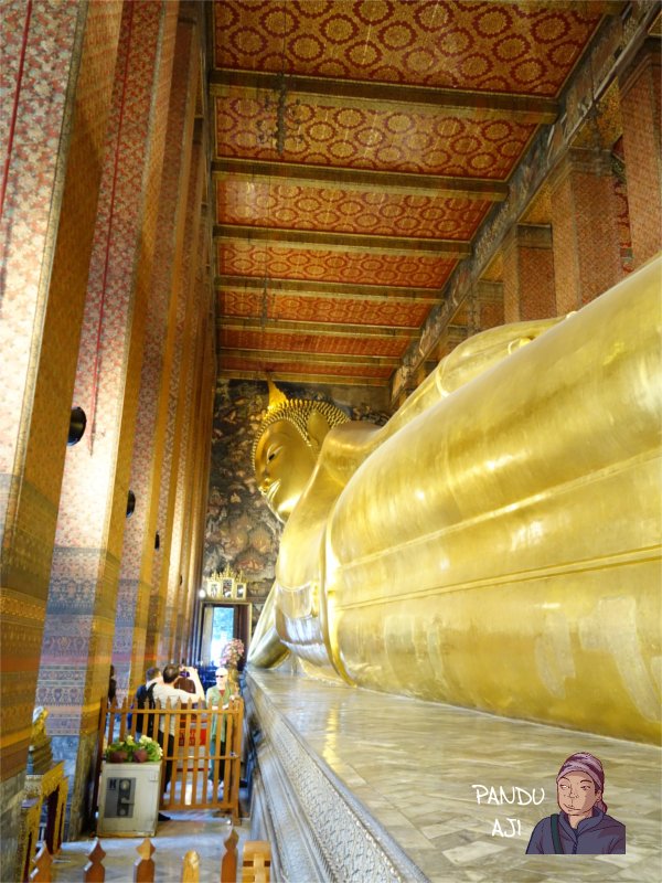 Patung Budha Tidur di Wat Pho