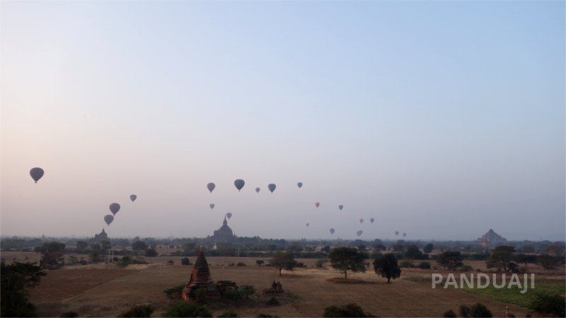 Balon Udara di Bagan
