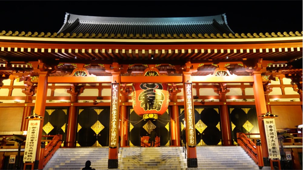  Sensoji Temple ketika malam