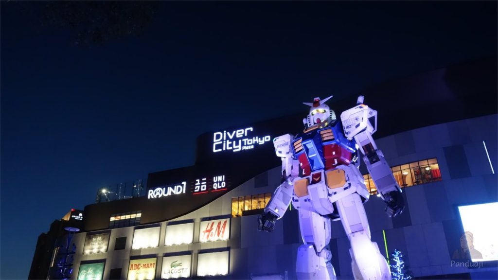 Gundam RX-78-2 di Diver City Tokyo