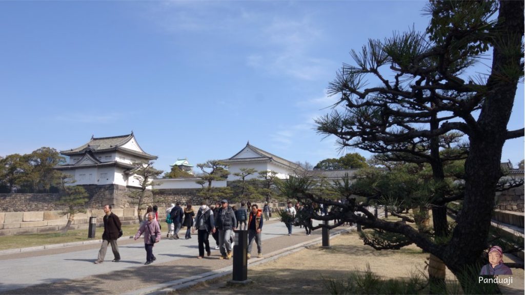 Pengunjung Osaka Castle