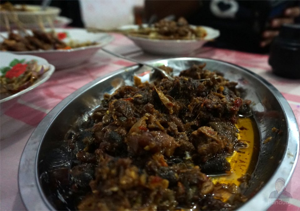 Nyoba Sate Gule  dan Krengsengan Kambing  di Warung Sate 