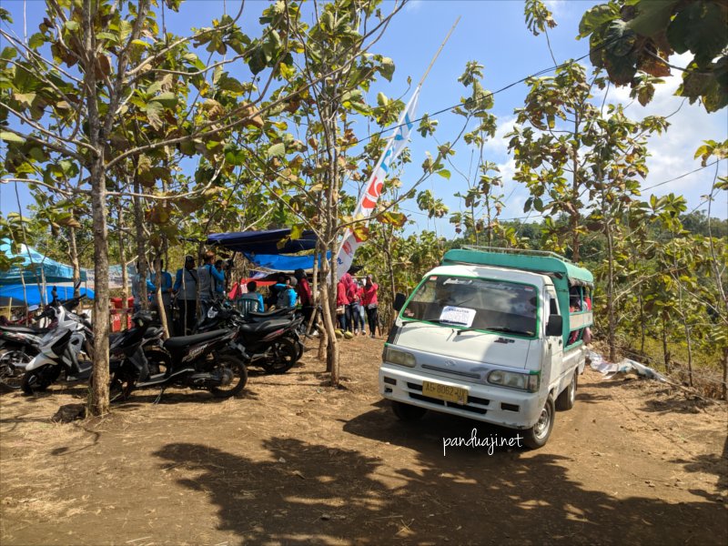  Mobil angkutan dari parkiran ke kawasan Sentono Gentong, Gratis