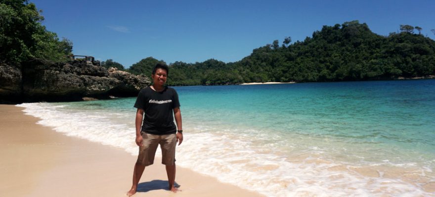 Yuk! Telusuri Malang Raya dengan Sewa Mobil Lewat Traveloka 1 Pantai Tiga Warna Malang