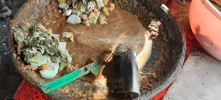 Rujak Uleg Mak Kati di Kota Blitar 1 Rujak Uleg Mak Kati di Kota Blitar 1