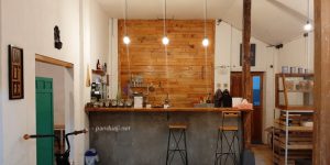Ngopi di Kedai Kopi Yan Sawahan Pojok Garum Blitar