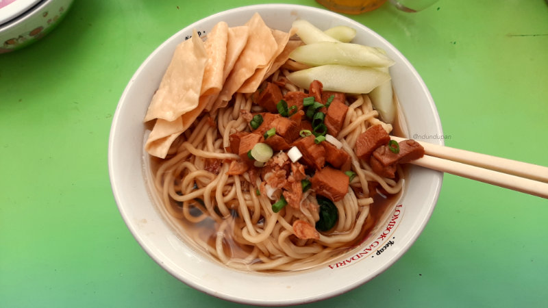 Mie Ayam Pangsit Karanglo