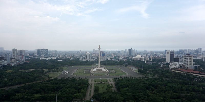 Jalan-Jalan ke Monas, Jakarta 1 Jalan-Jalan ke Monas, Jakarta 1