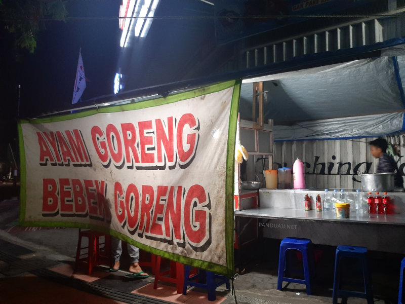 Kuliner Kaki Lima di Blitar