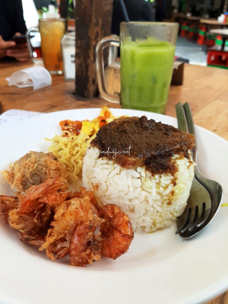 Nasi Madura dengan Green Tea