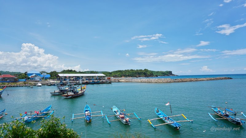 Dermaga Pantai Tambakrejo Blitar Dermaga Pantai Tambakrejo Blitar