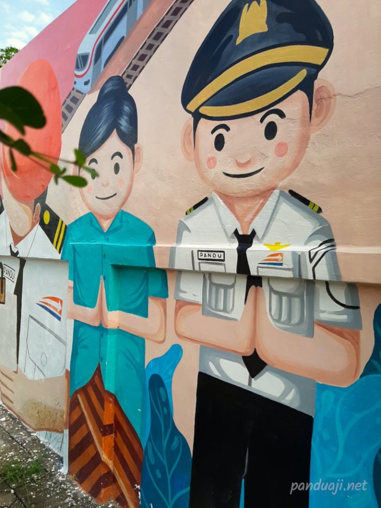 Illustrasi di Stasiun Blitar