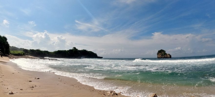 Pantai Bakung dan Pantai Dung Dowo, Dua Pantai Perawan di Blitar Selatan 1 Pantai Bakung Ngadipuro Blitar Selatan