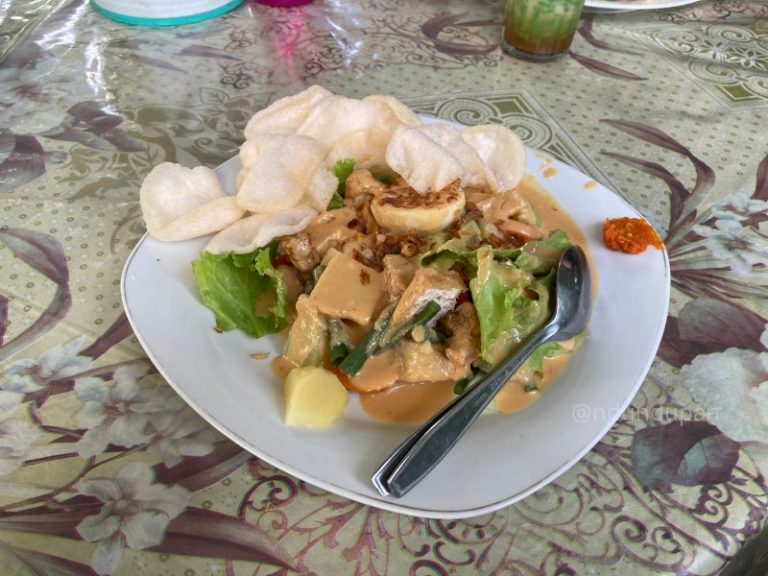 Gado-Gado-Mbak-Endah