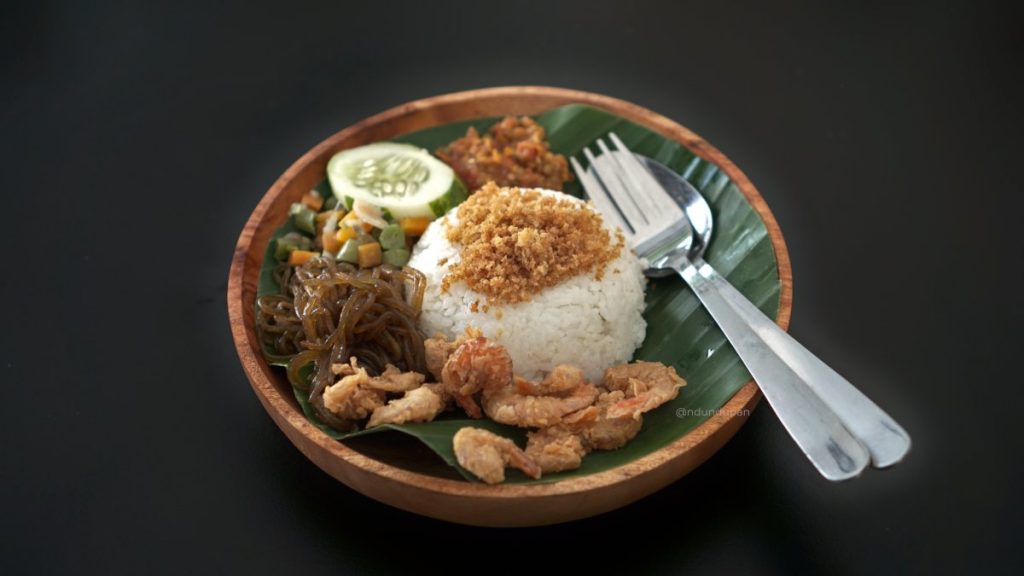 Kuliner Nasi Udang Kremes