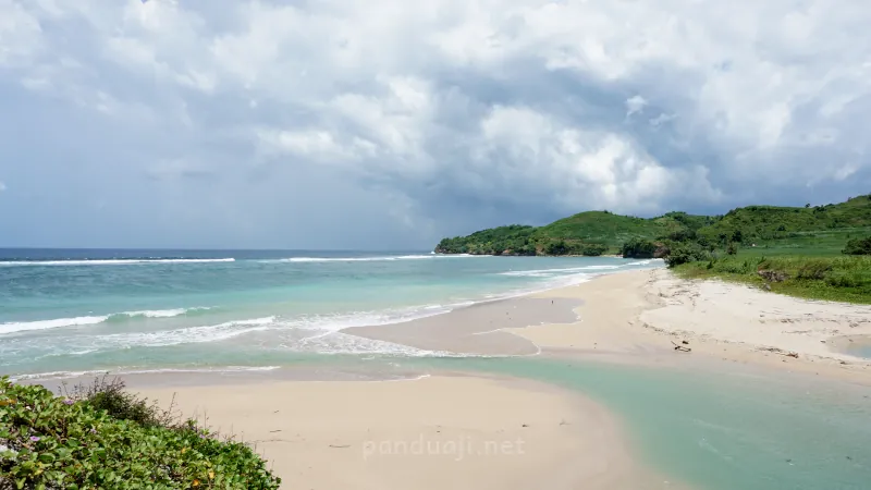 Pantai Sumur Gemuling